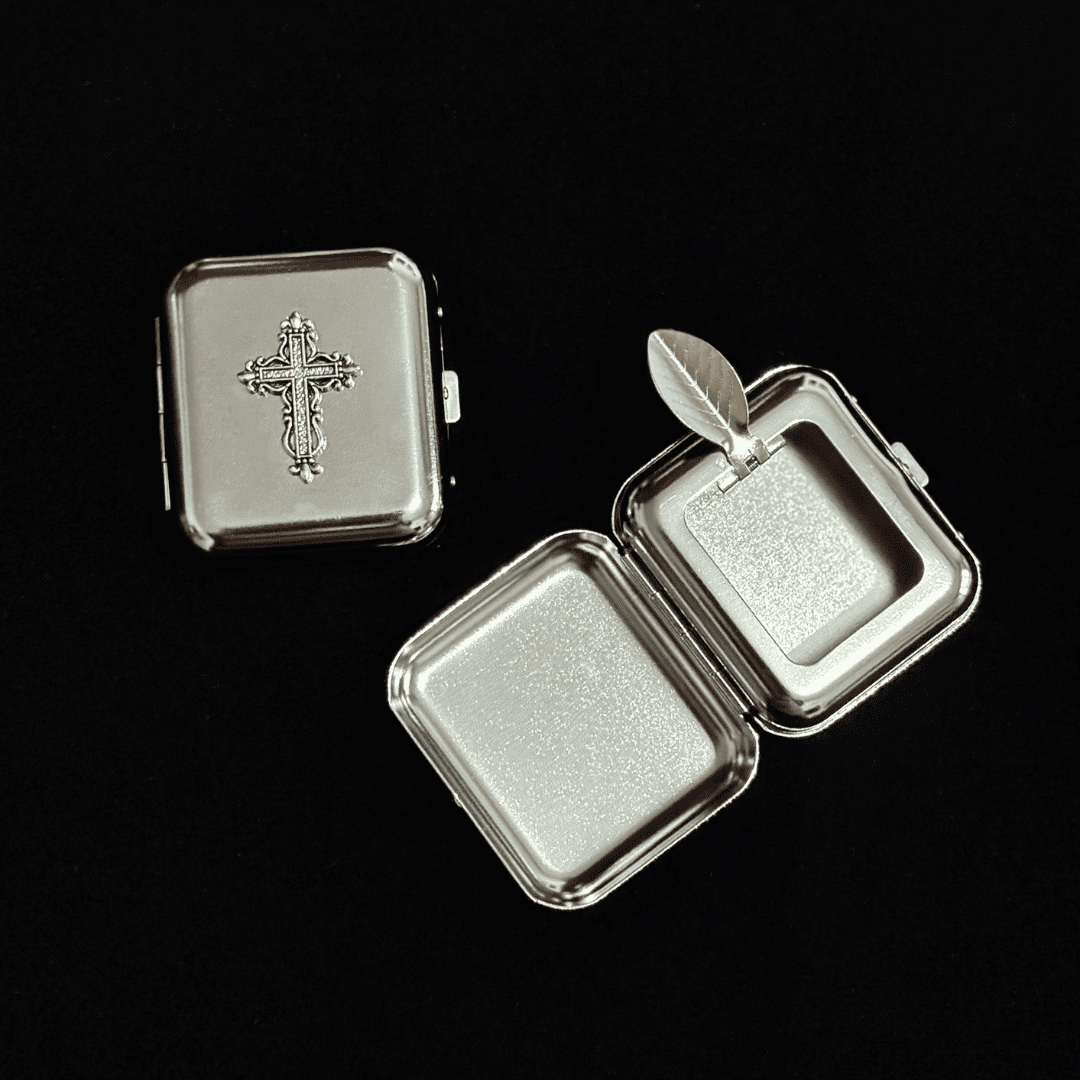 Gothic Cross Pocket Ashtray
