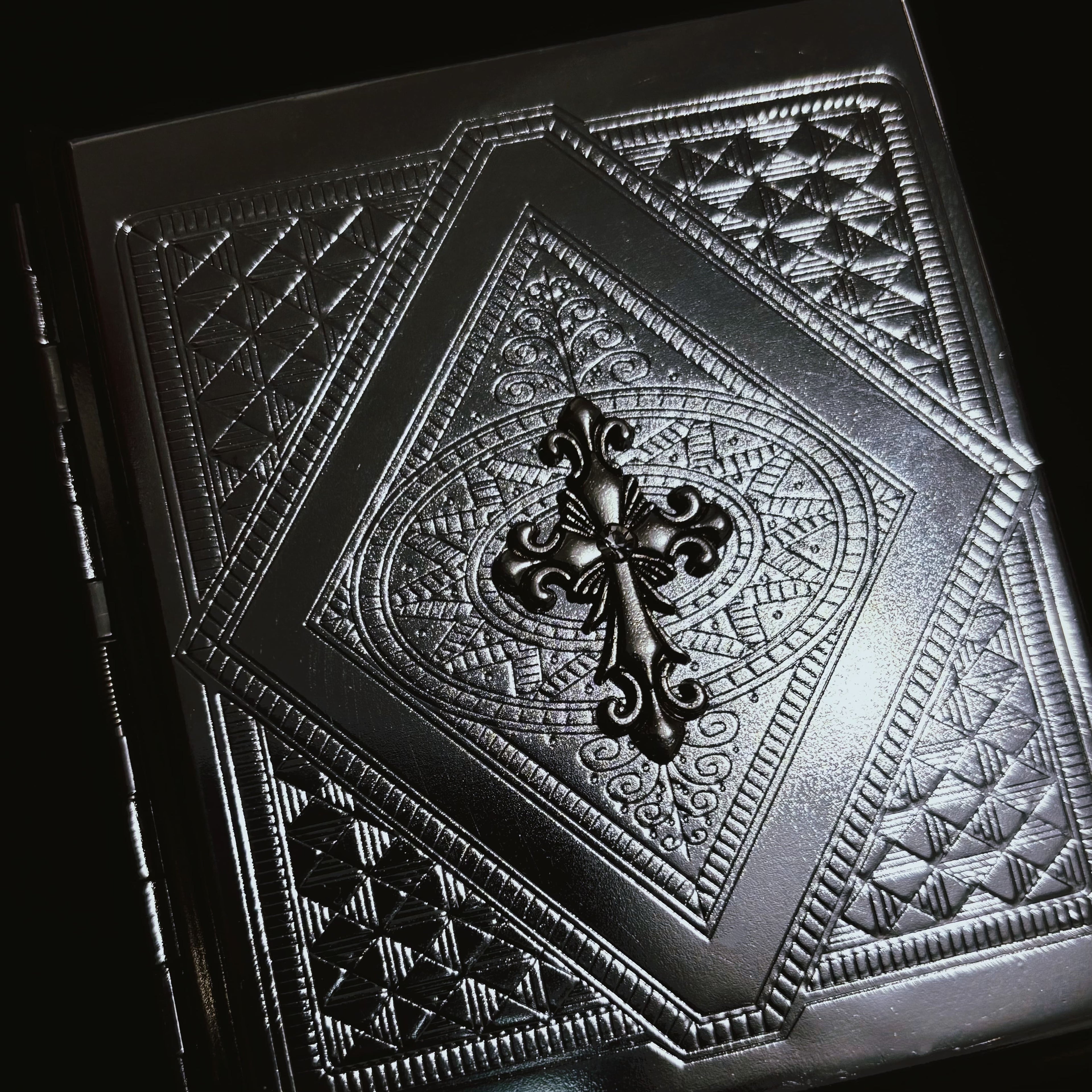 Gothic Embossed Cross Cigarette Case