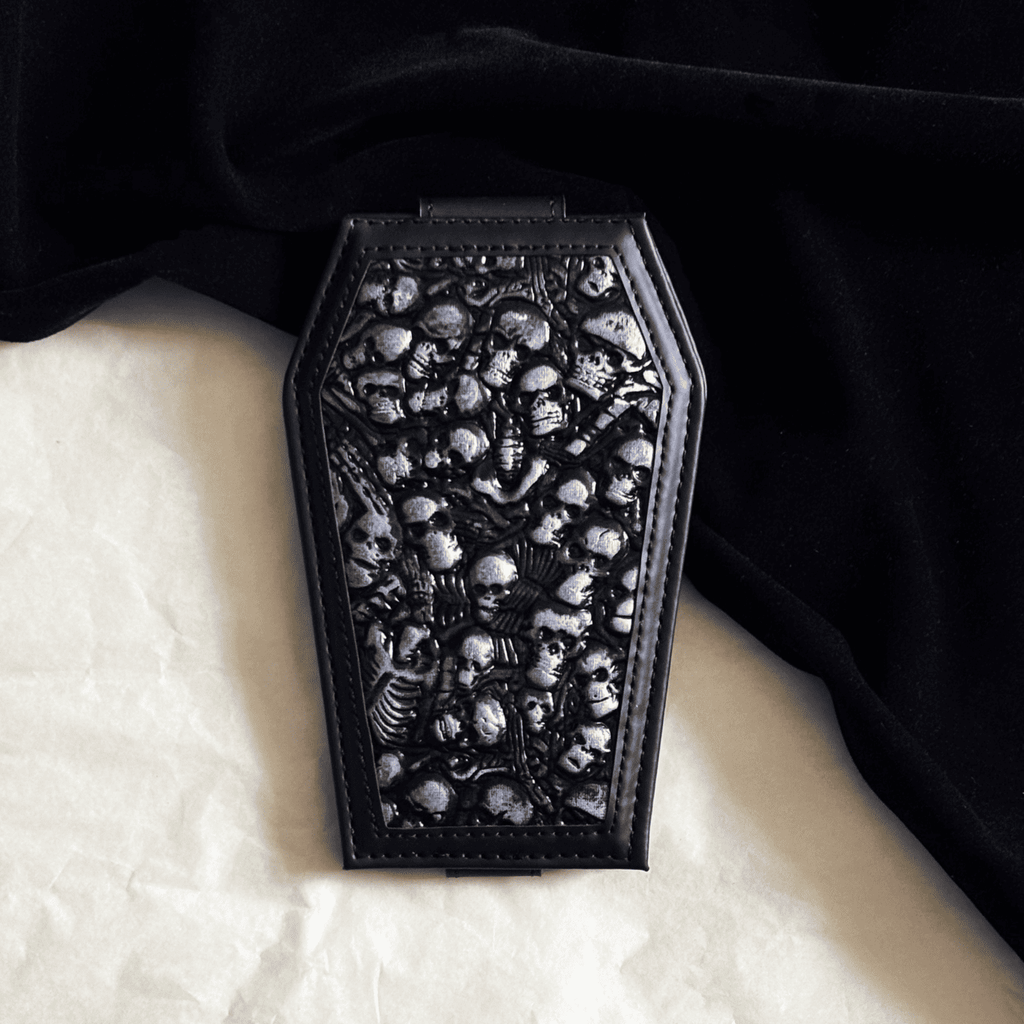 Skull Relief Leather Card Wallet