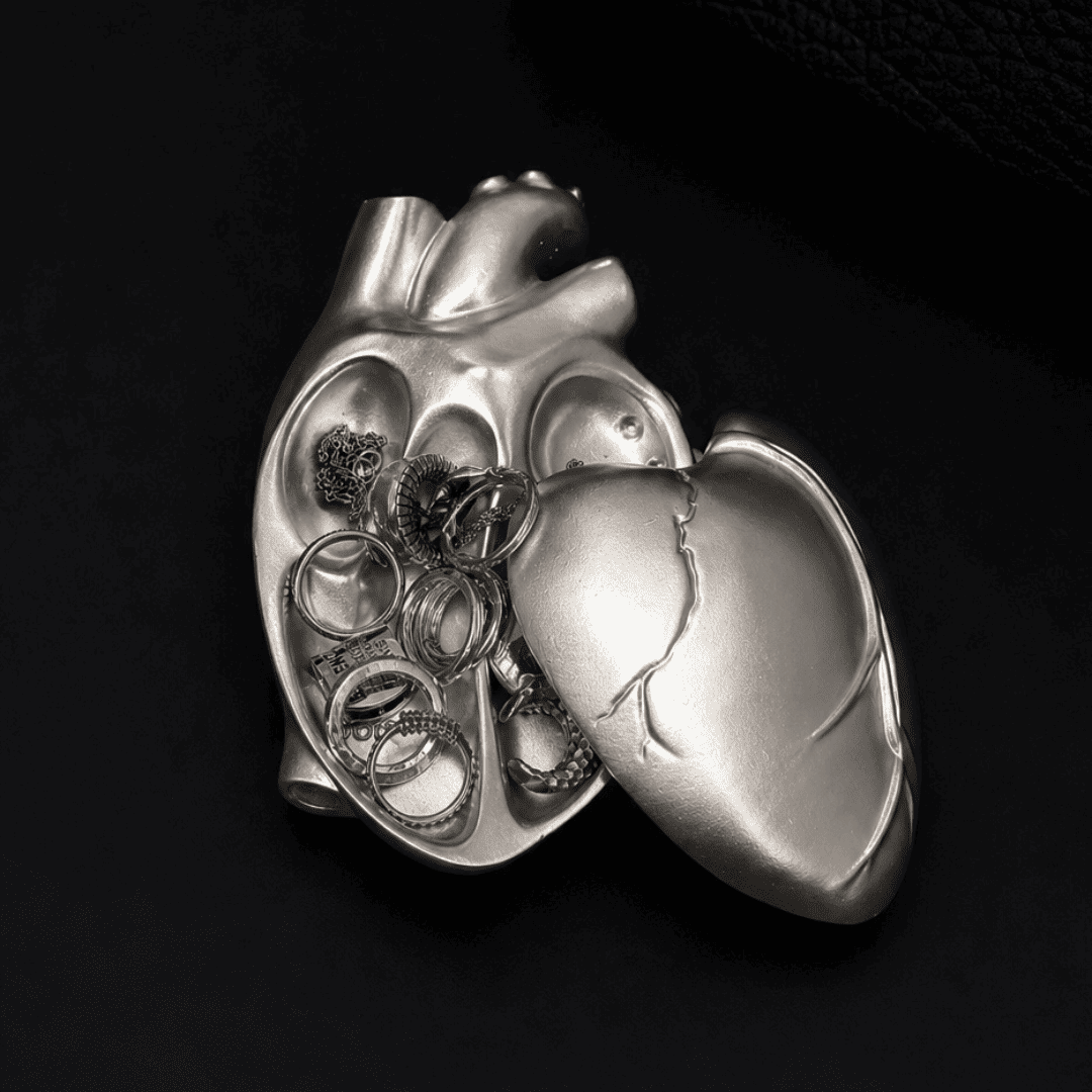 Gothic heart catchall tray for keys, coins, rings and small accessories