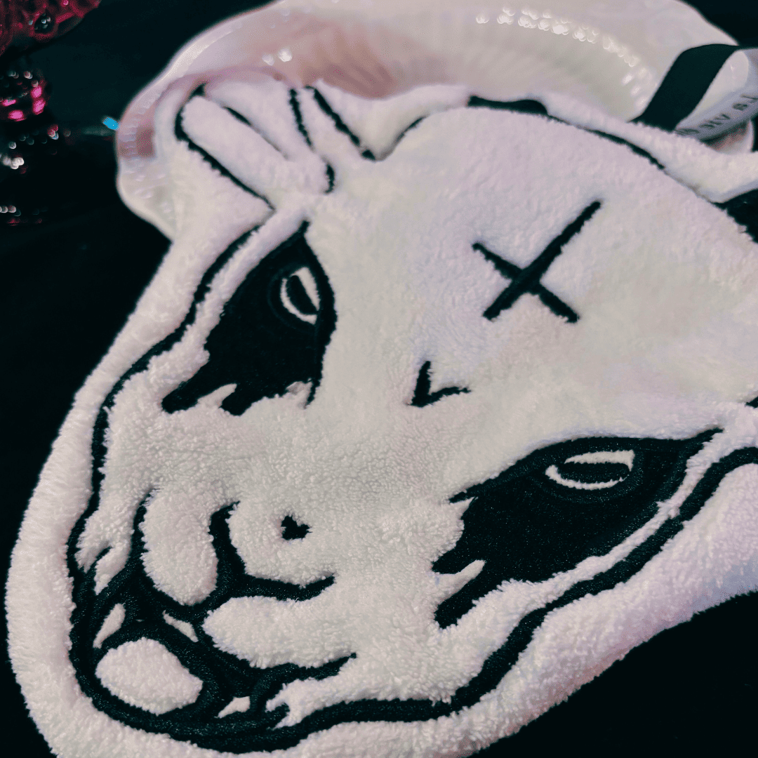 Gothic Ziegenhandtuch