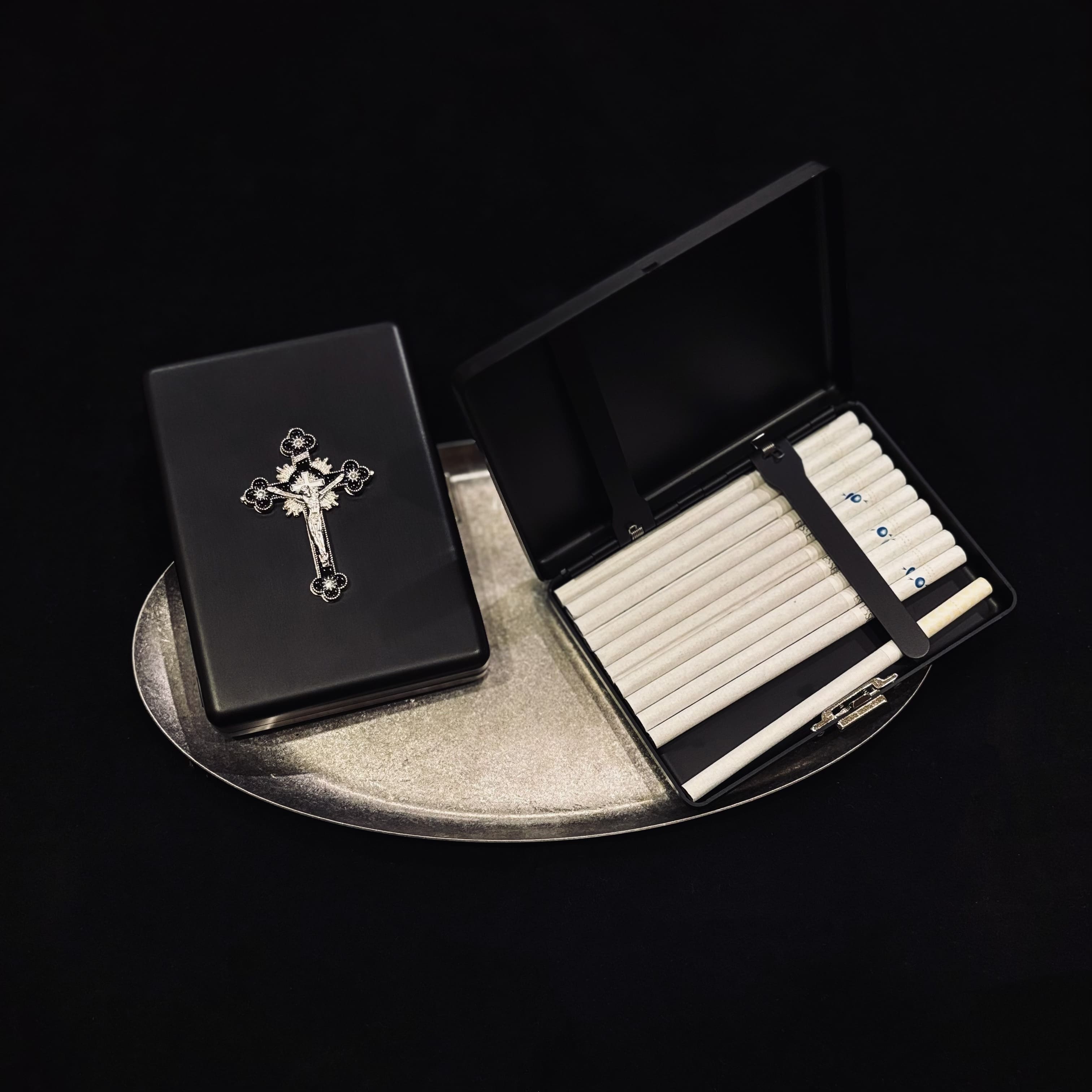 cosmos cigarettes Black Cross Cigarette/Card Case – COSMOS.GOODS cosmos cigarettes Black Cross Cigarette/Card Case – COSMOS.GOODS
