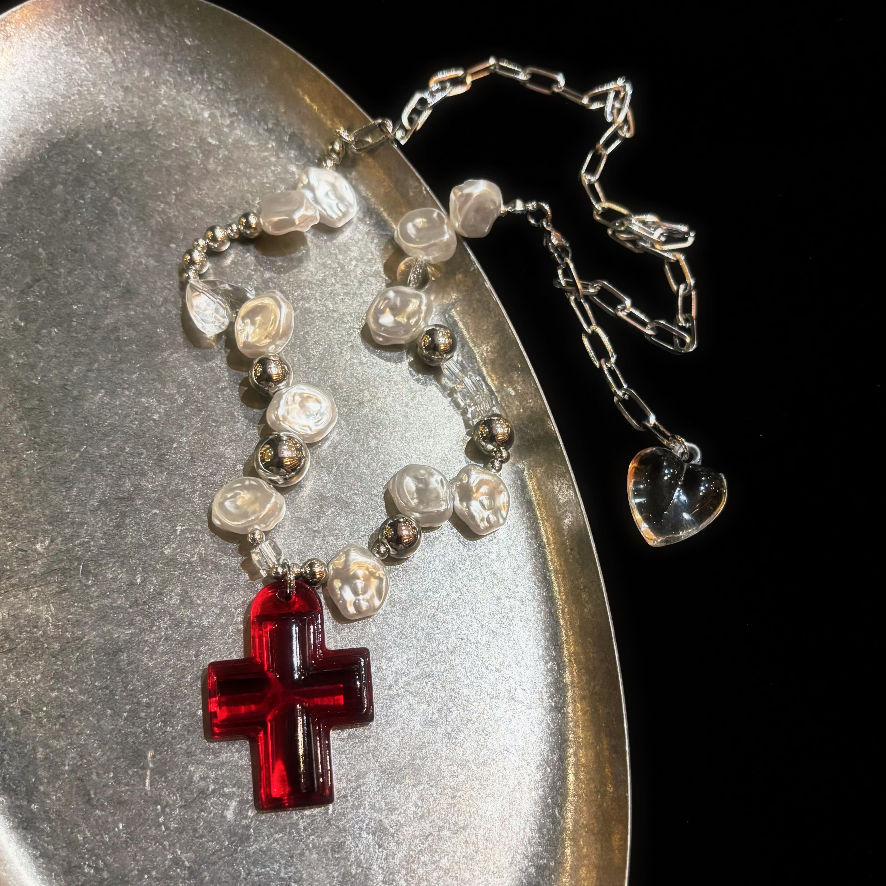 Crimson-Cross&Pearl Necklace