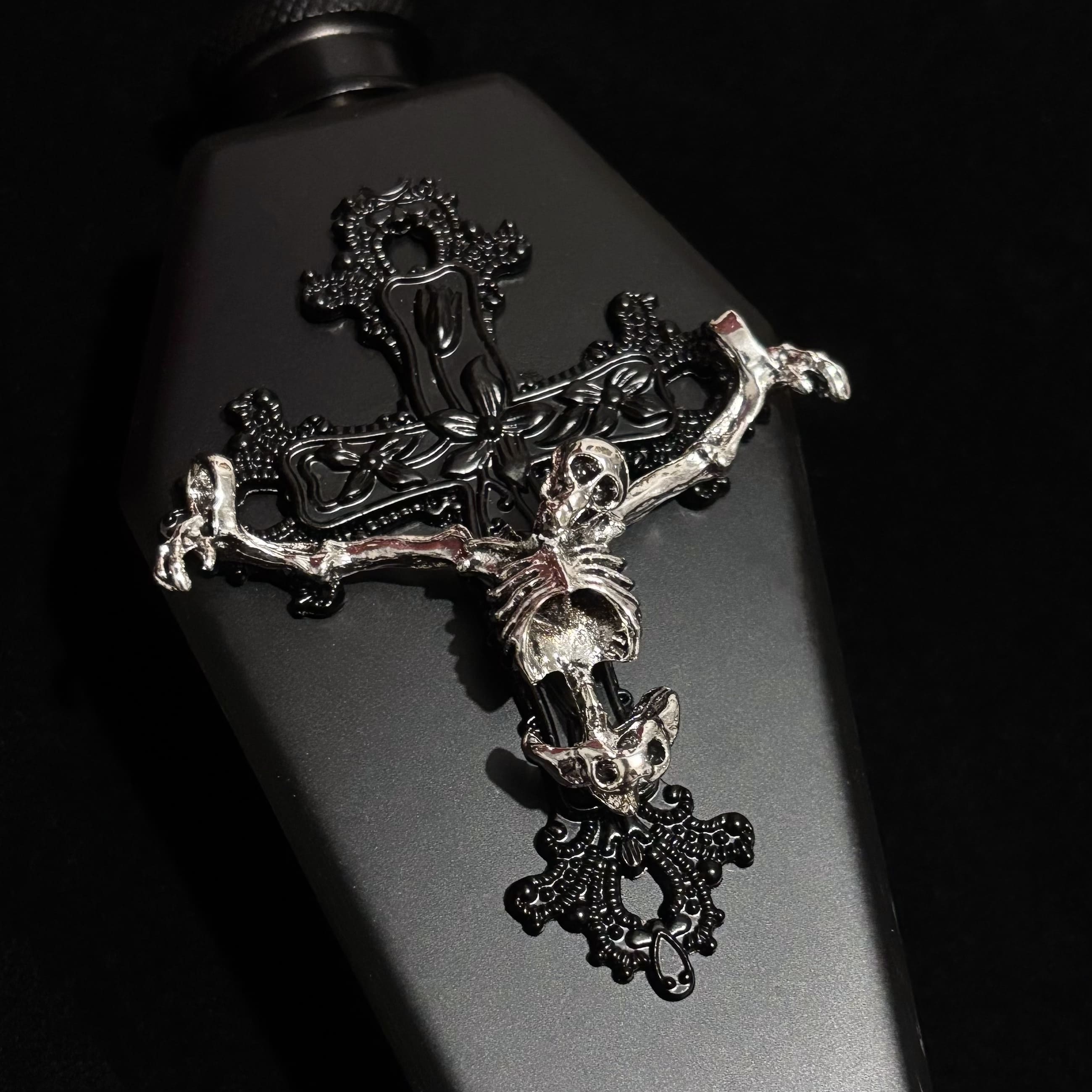 Gothic Skull Cross Flask