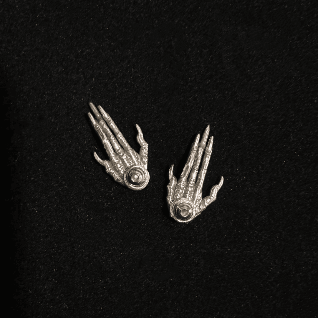 'Devil Hands'Earrings