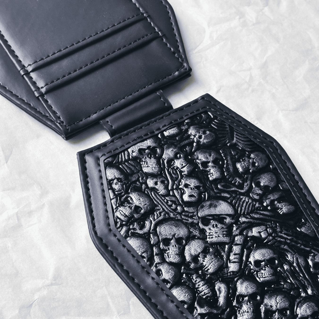 Skull Relief Leather Card Wallet