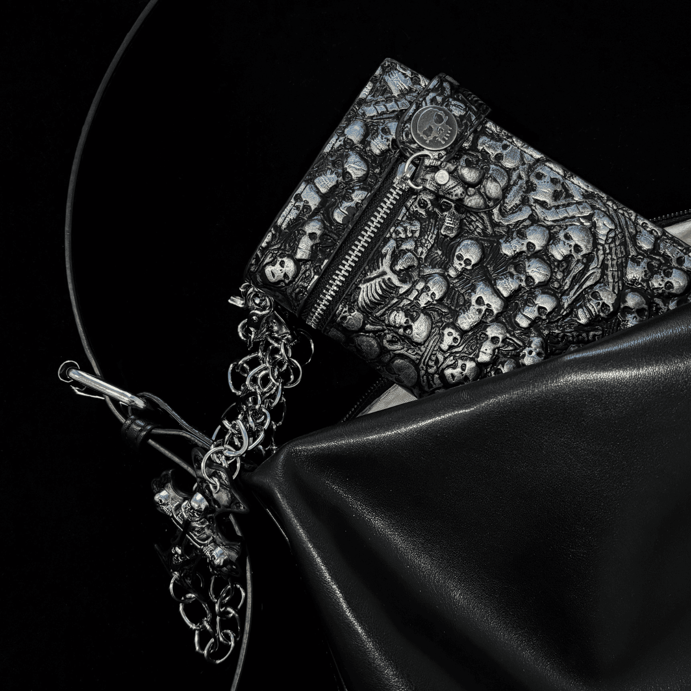 Skull Relief Leather Wallet