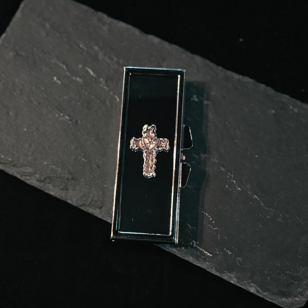 Heart Cross Pillbox