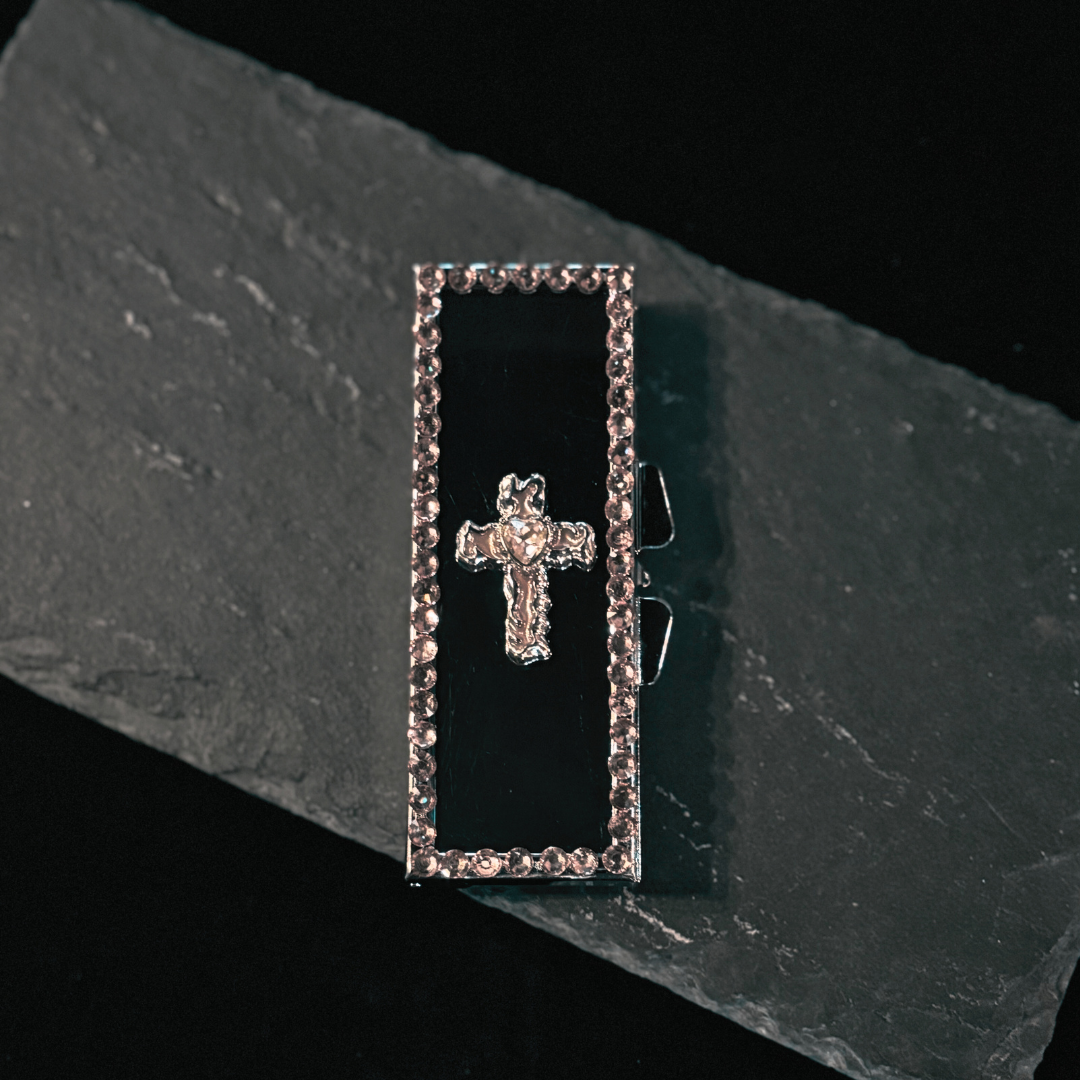 Heart Cross Pillbox