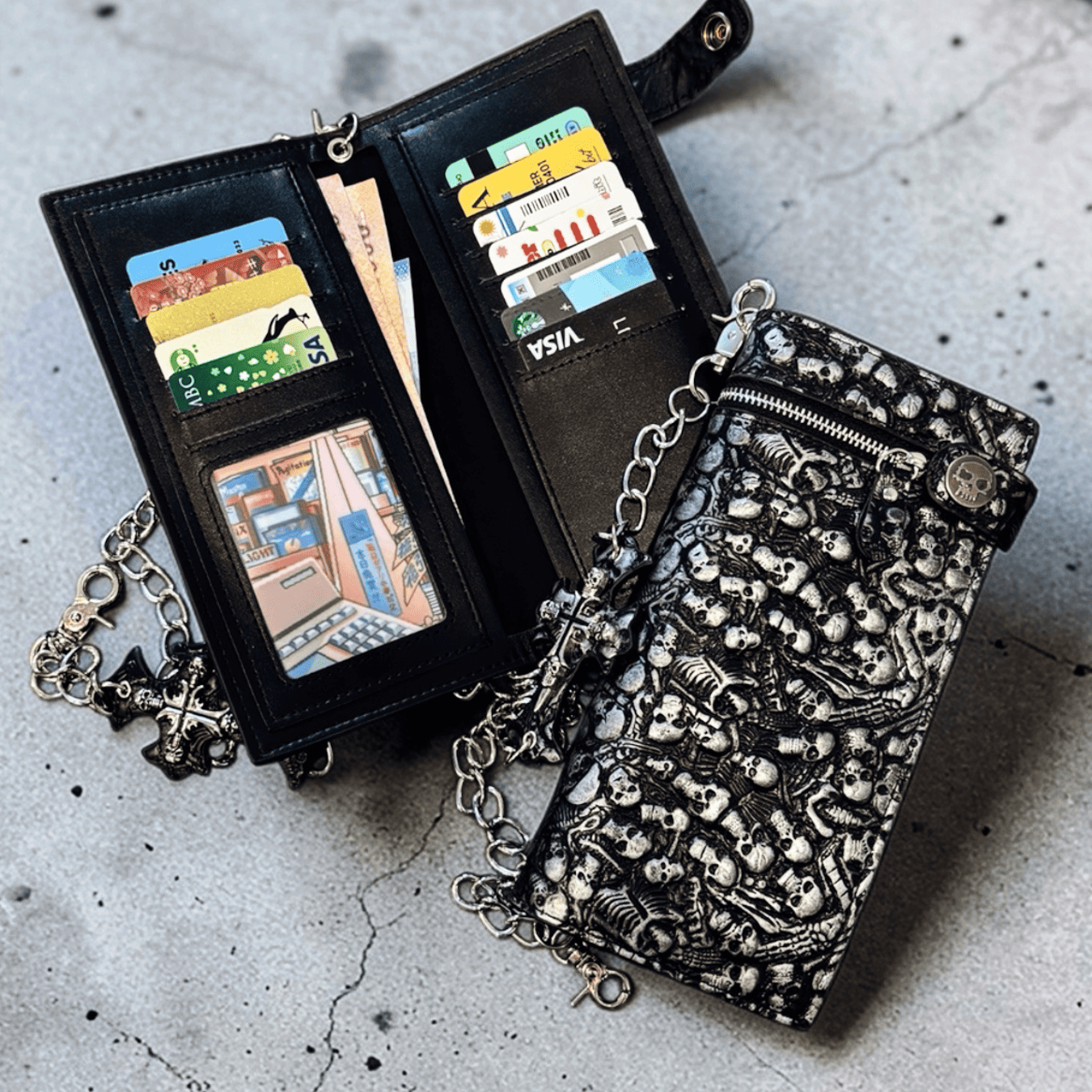 Skull Relief Leather Wallet