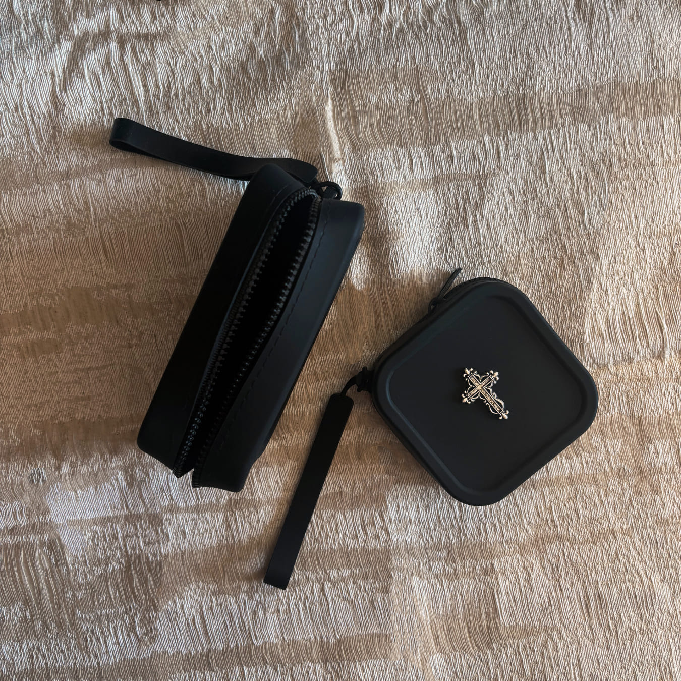 Gothic Cross Silicone Bag