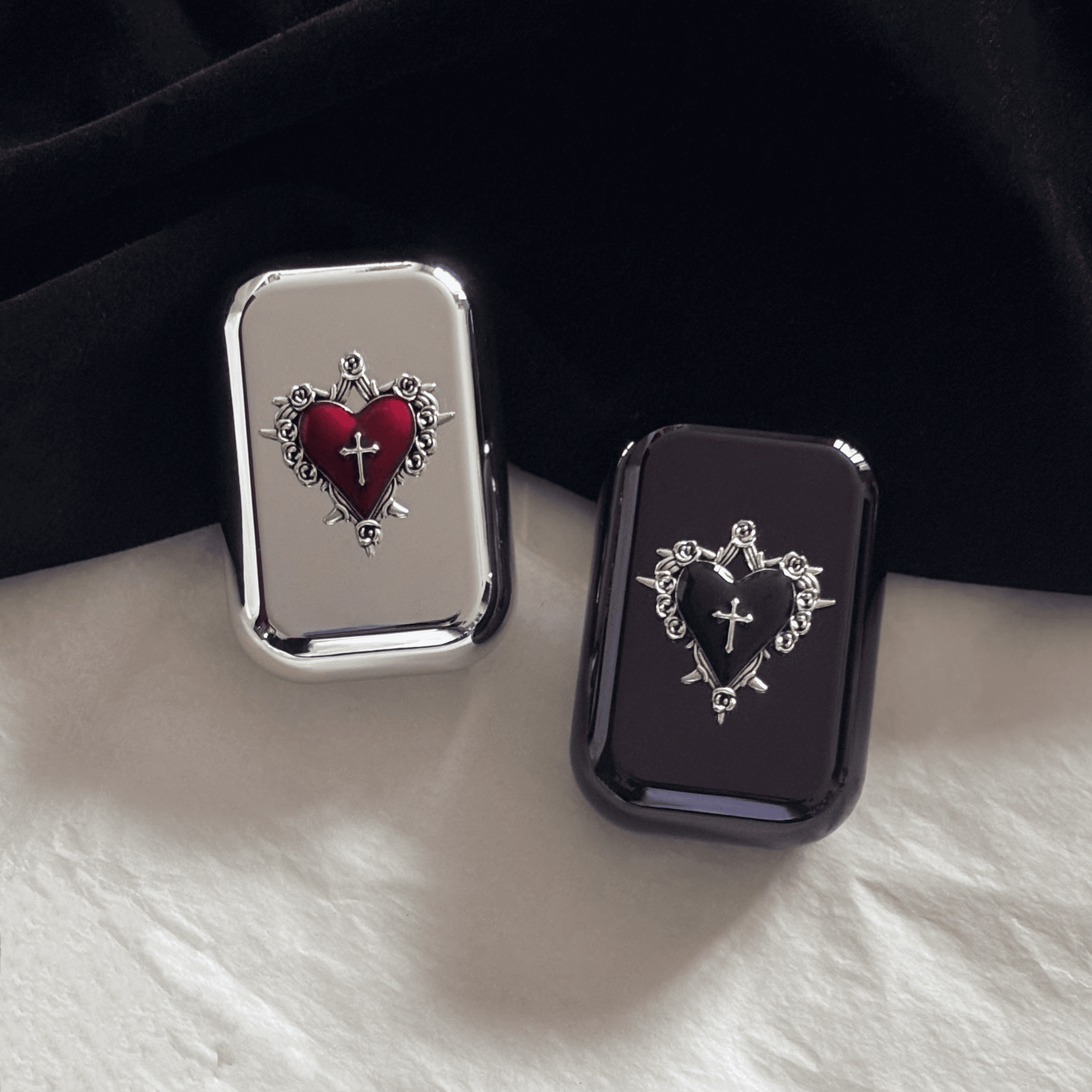 Thorned Heart Contact Lens Case Set